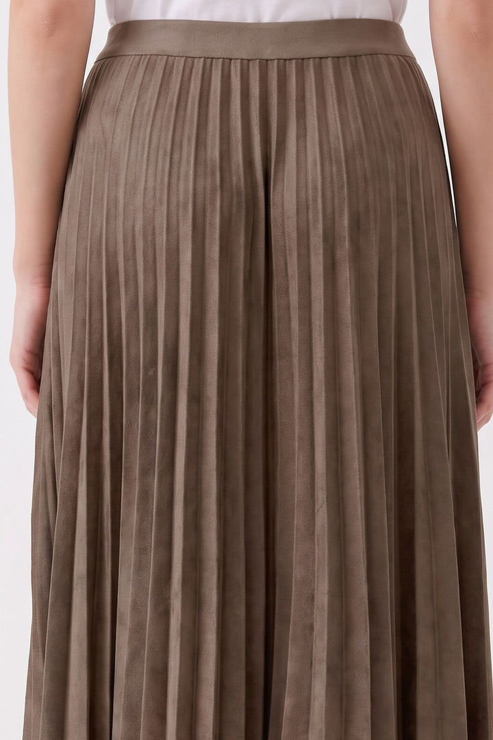 Jupe longue plissée à taille haute
