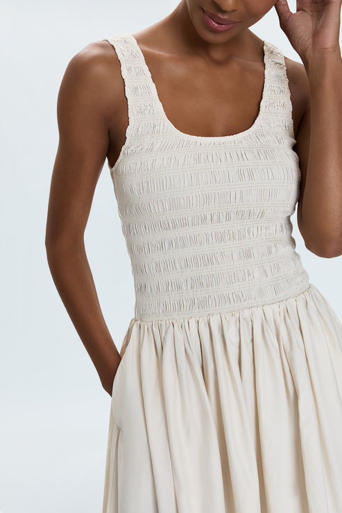 Robe midi smockée avec jupe ample Alessia