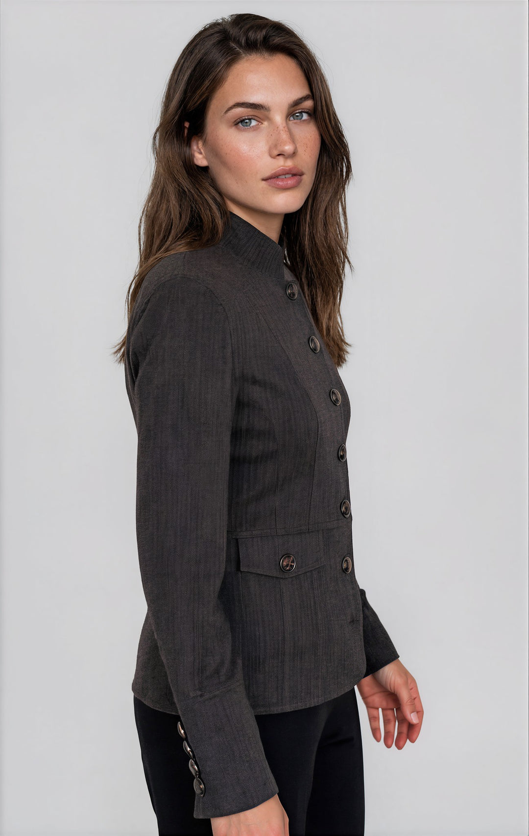 Veste cintrée à col montant Eugénie