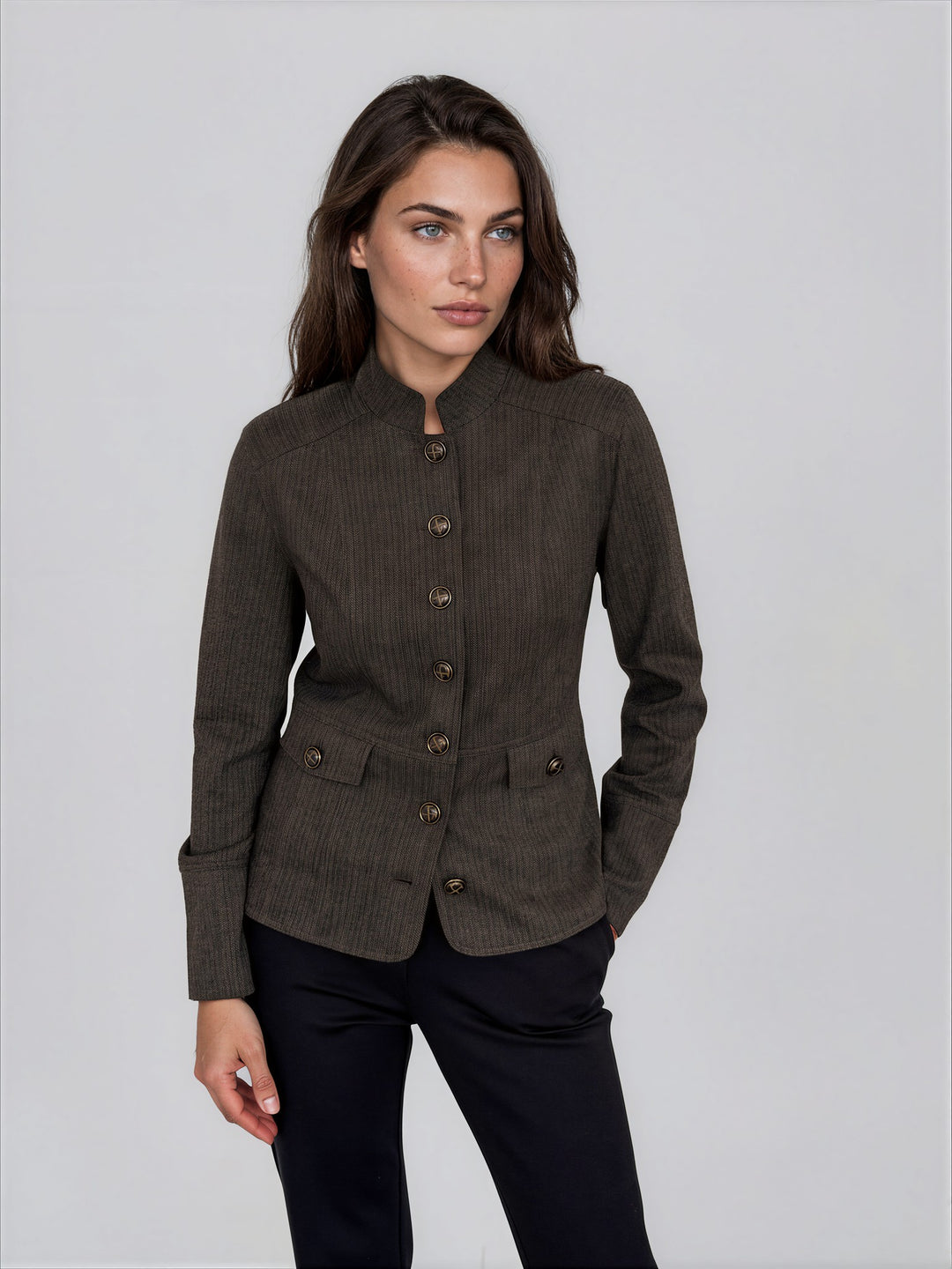 Veste cintrée à col montant Eugénie