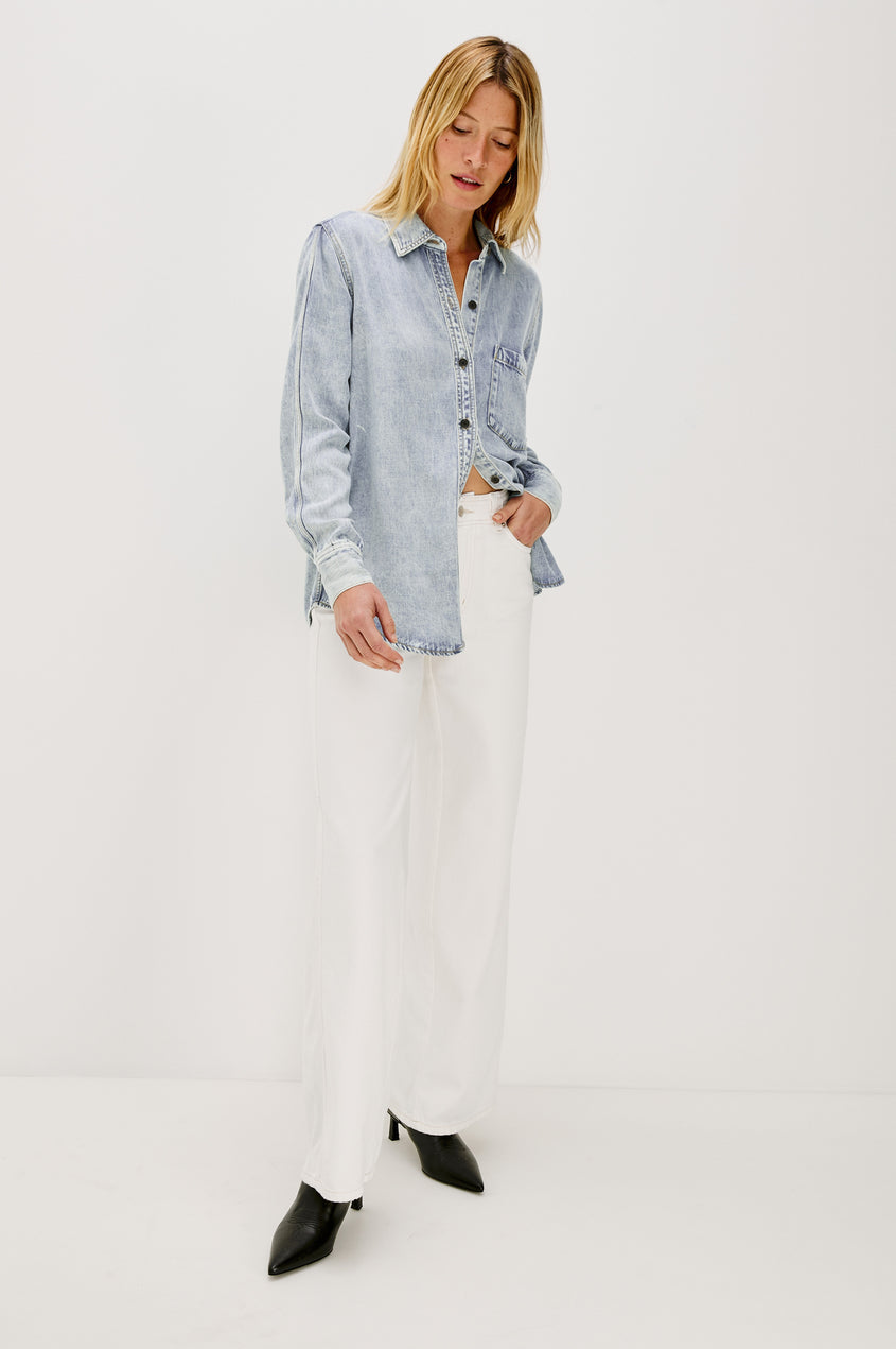 Chemise en denim délavée Atticus
