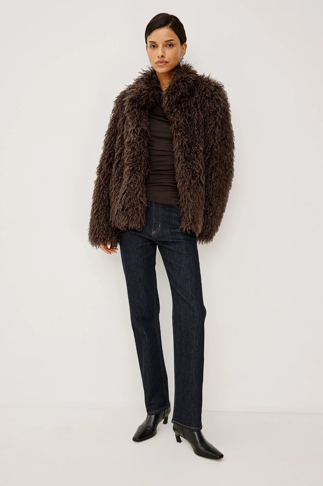 Veste courte en fausse fourrure Blisse