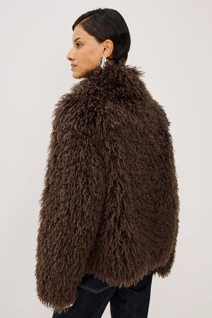 Veste courte en fausse fourrure Blisse