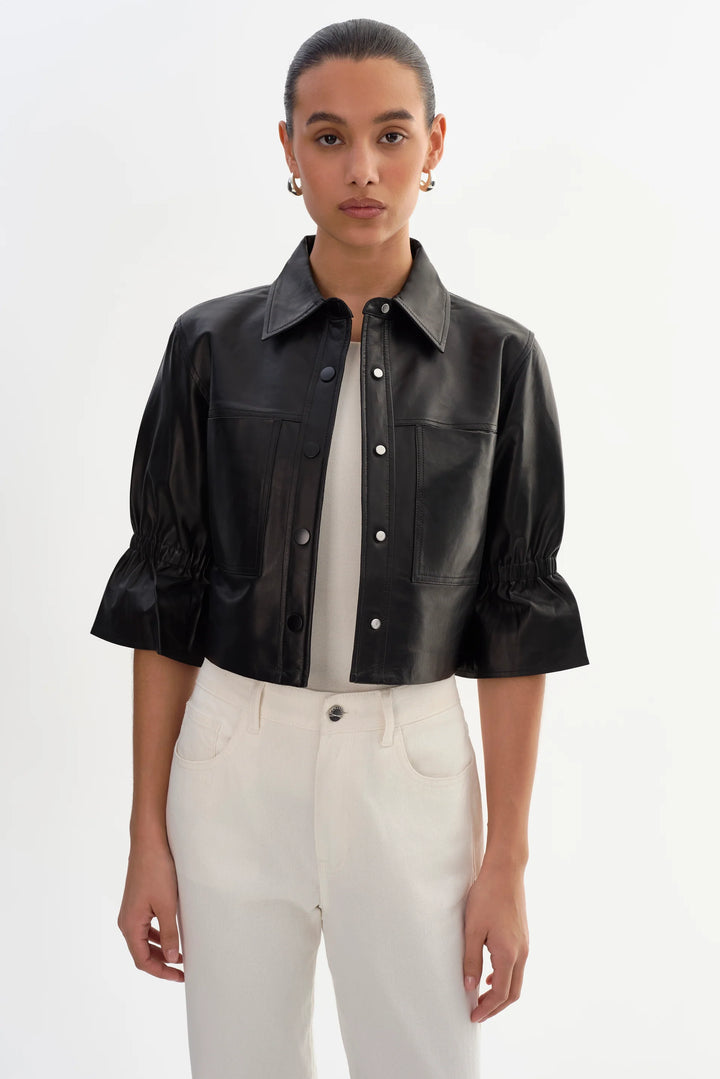 Veste-chemise courte à manches volantées Carolina