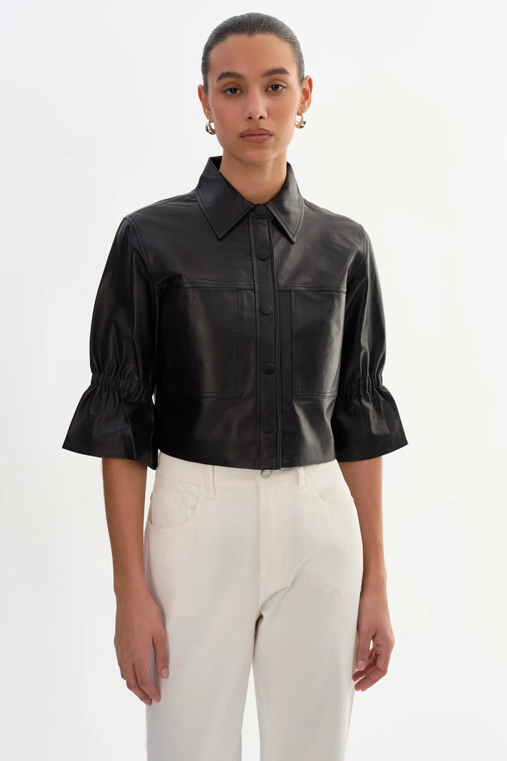 Veste-chemise courte à manches volantées Carolina