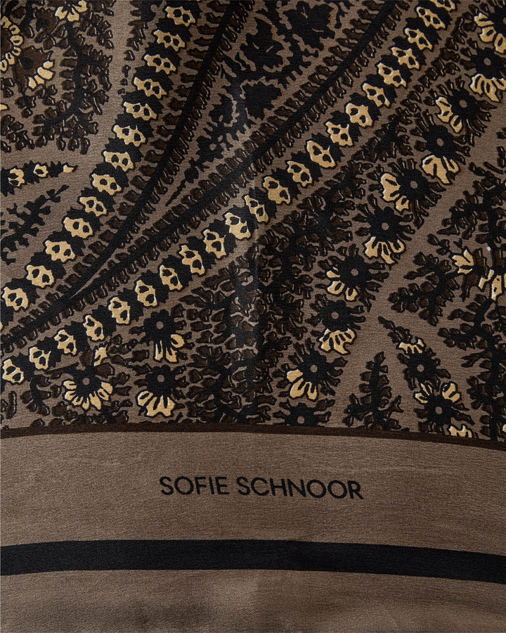 Foulard carré en soie imprimée Hai