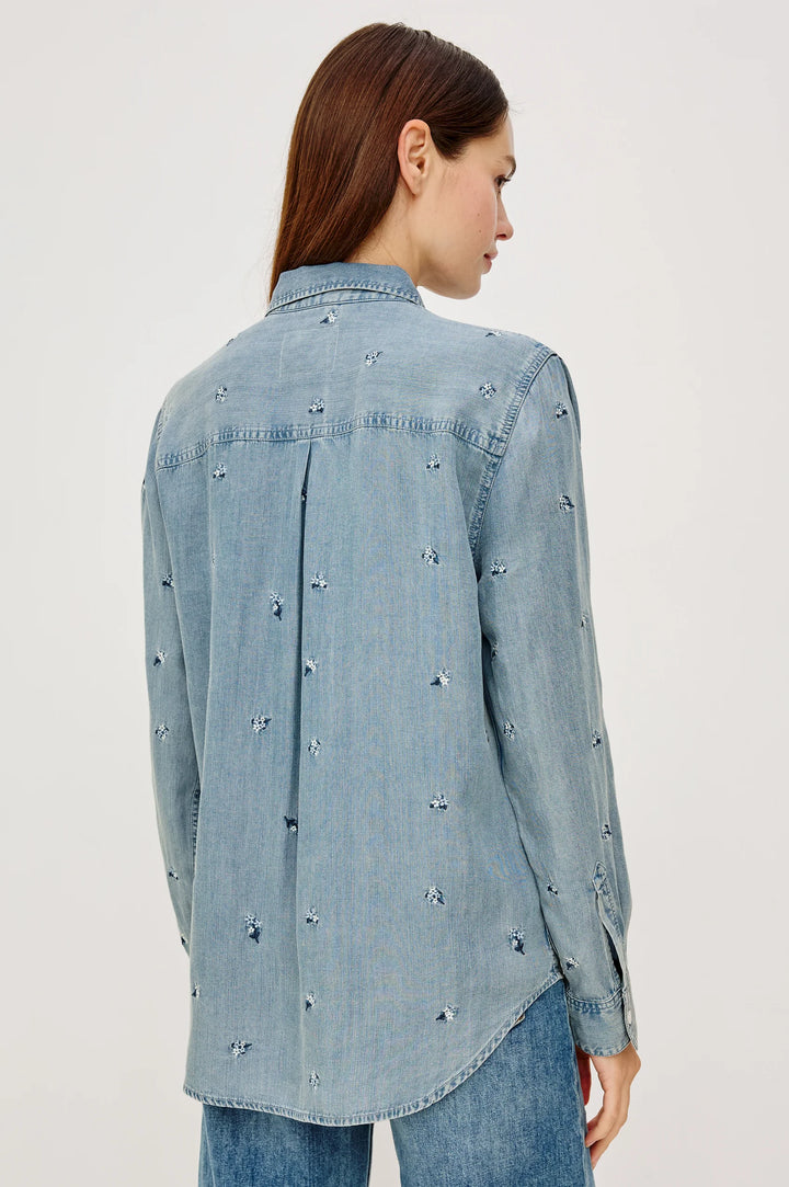Chemise Ingrid à broderies florales
