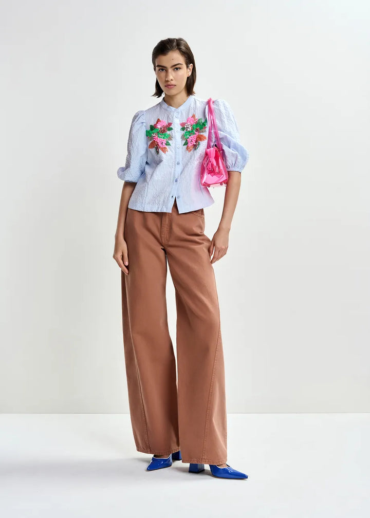 Chemise Jaiden à manches bouffantes et broderies fleurs