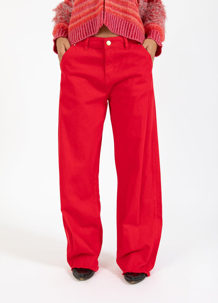 Jeans ample avec ourlets effilochés