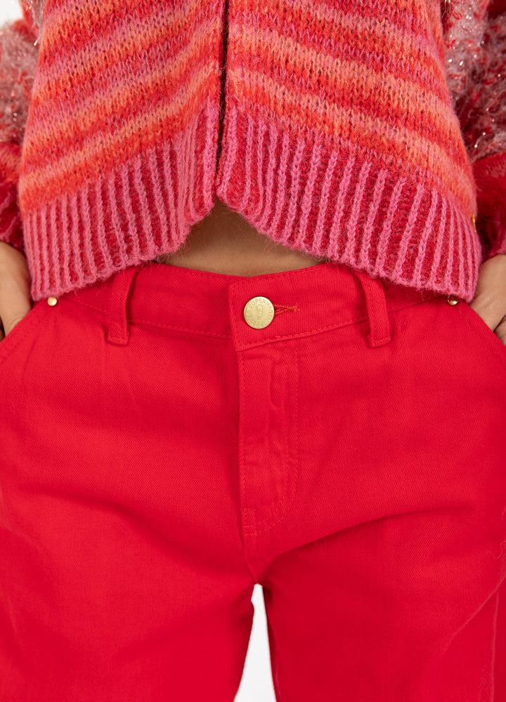 Jeans ample avec ourlets effilochés