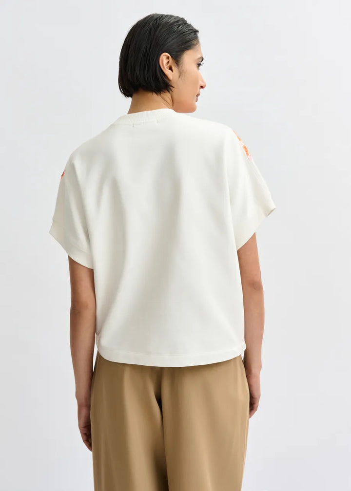 T-shirt Jolies à motif plumes brodées