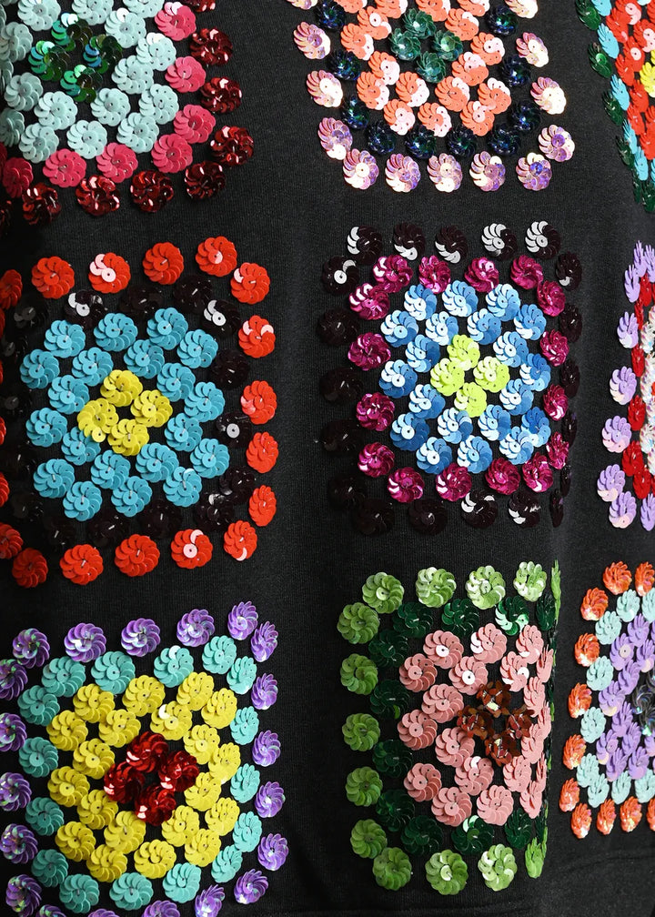 Chandail à broderies de paillettes Karnaval