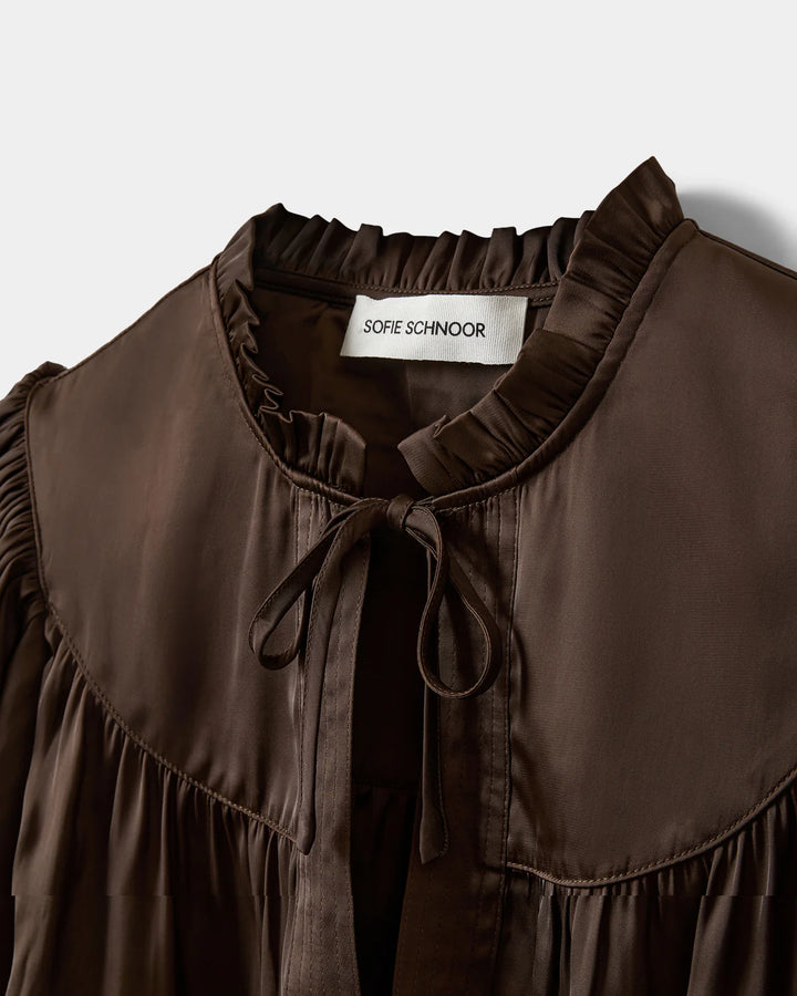 Blouse Lalila féminine à col volanté