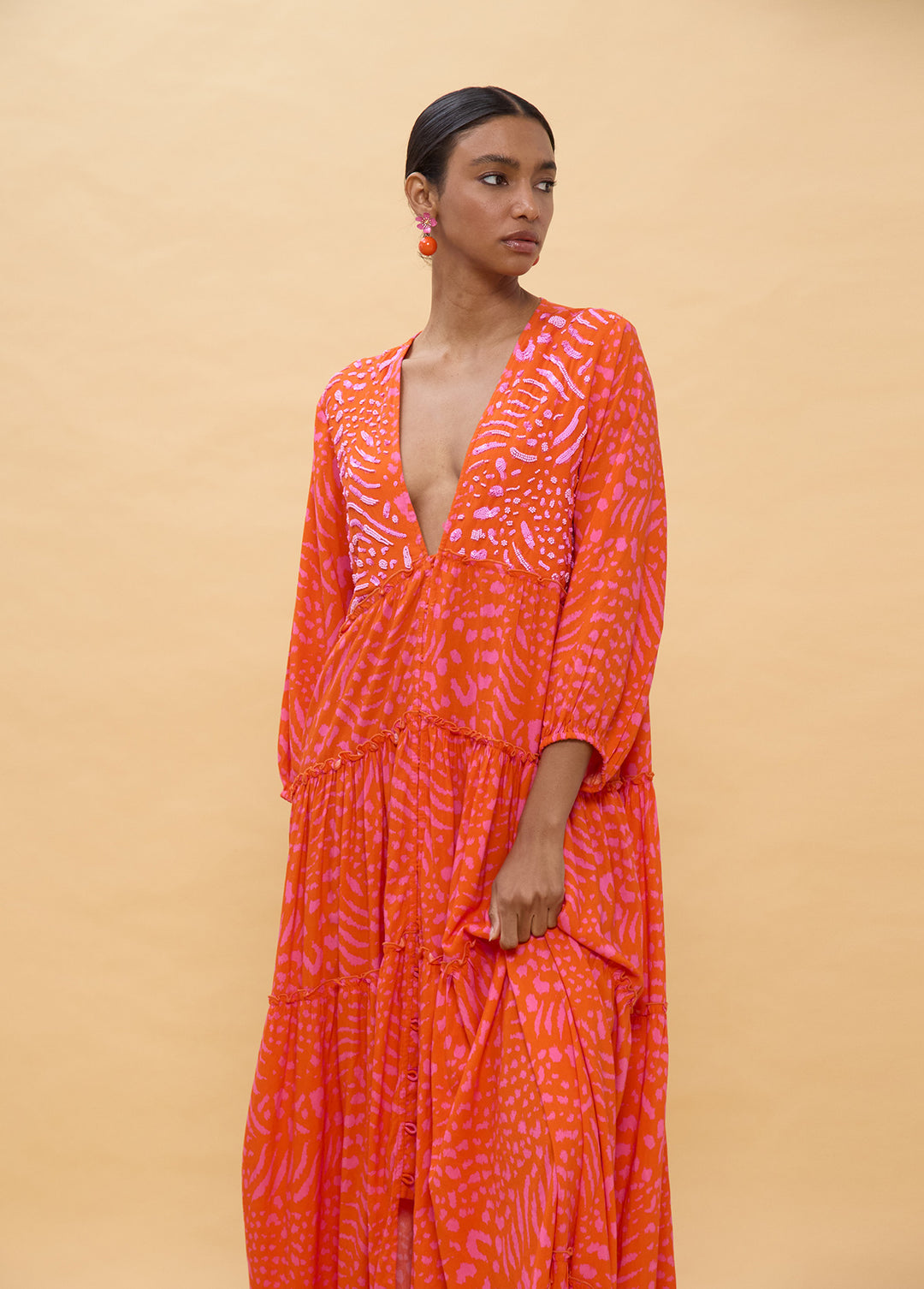 Robe longue à décolleté en V