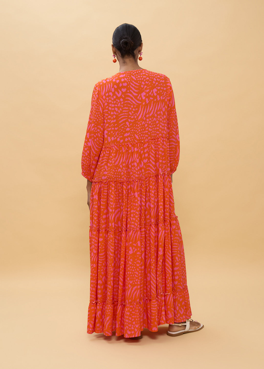 Robe longue à décolleté en V