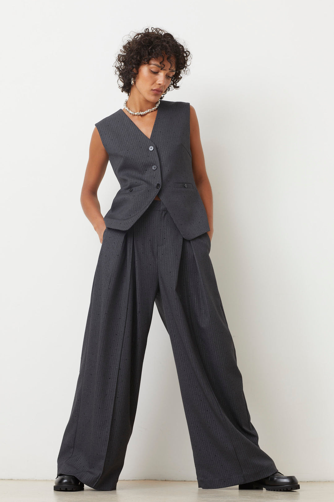 Pantalon ample rayé avec pierres Julio