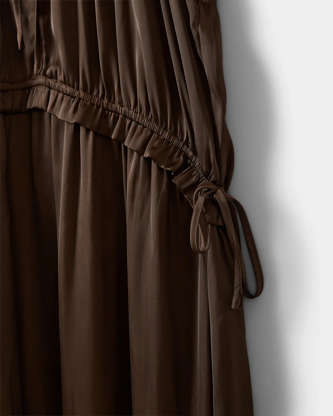 Robe longue Mel à encolure licou