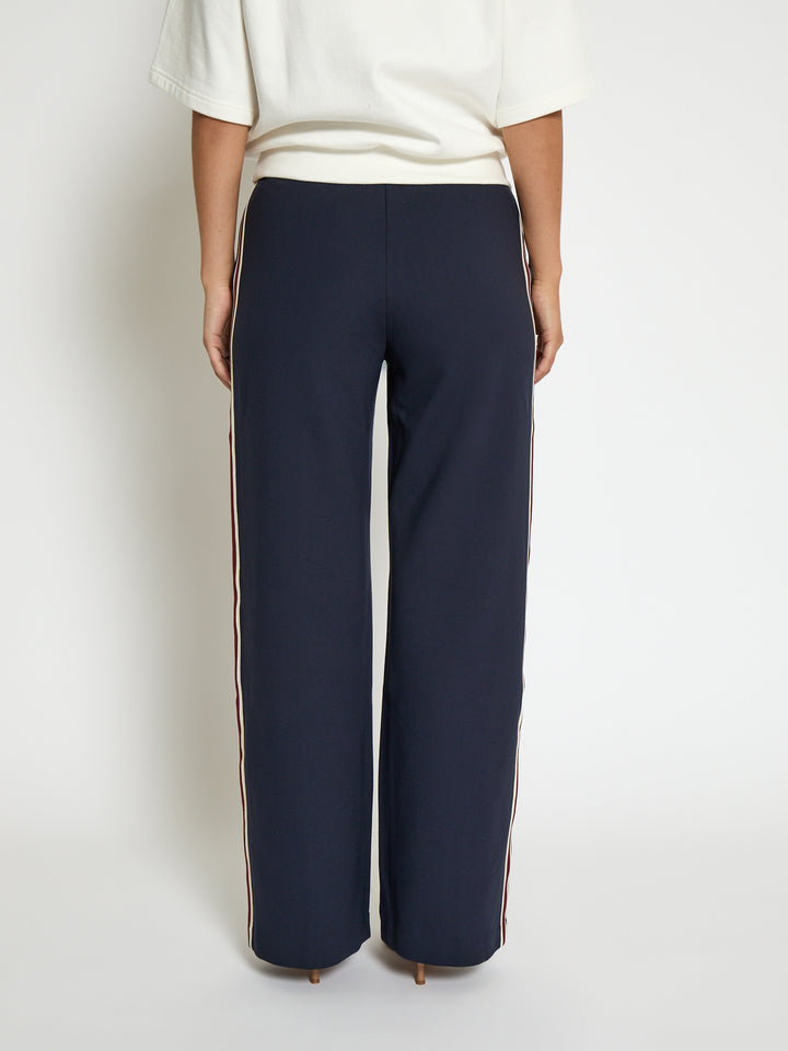Pantalon confortable avec bandes latérales Marabella