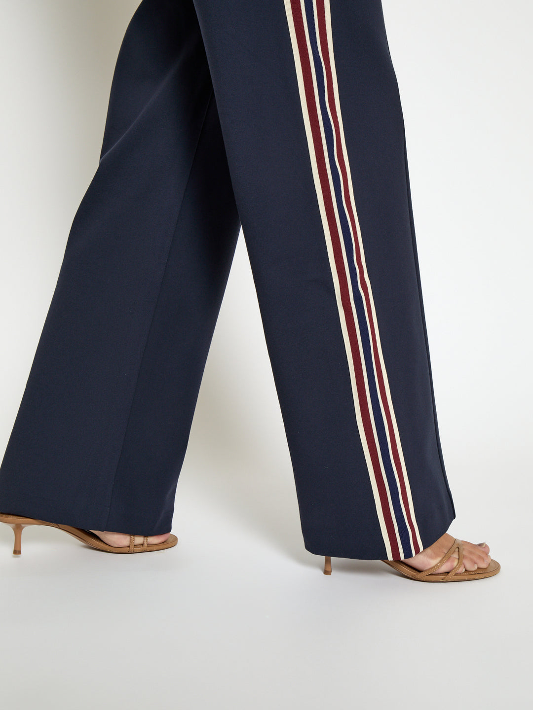 Pantalon confortable avec bandes latérales Marabella