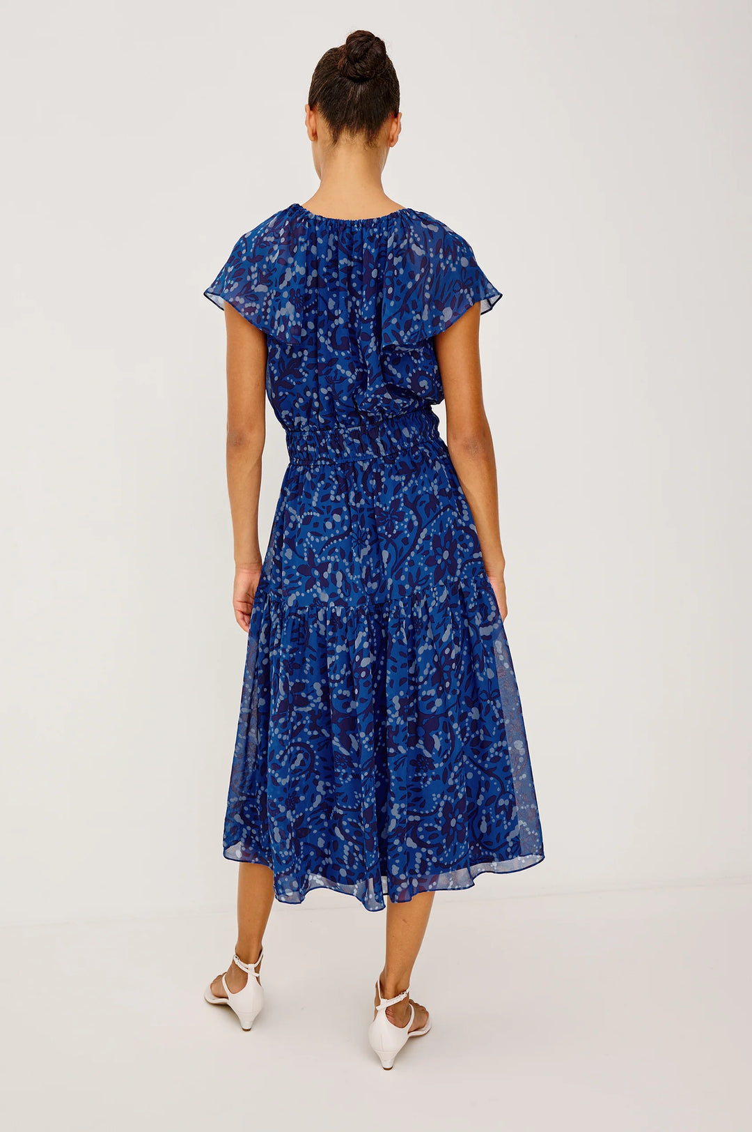 Robe midi fluide Mirielle à manches volantées