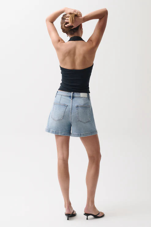 Short Aoki en denim à coupe évasée