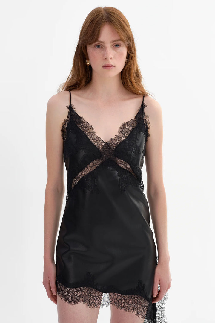 Robe asymétrique Paulina à dentelle festonnée