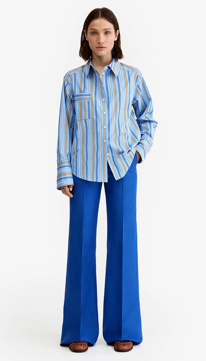 Pantalon évasé à plis piqués