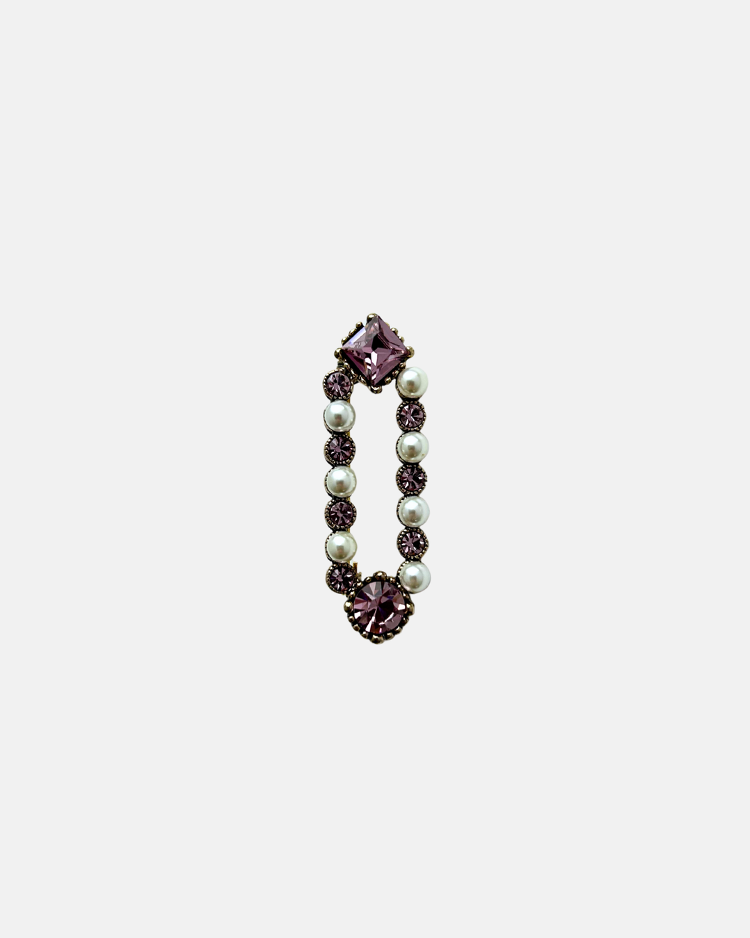 Broche épingle perlée