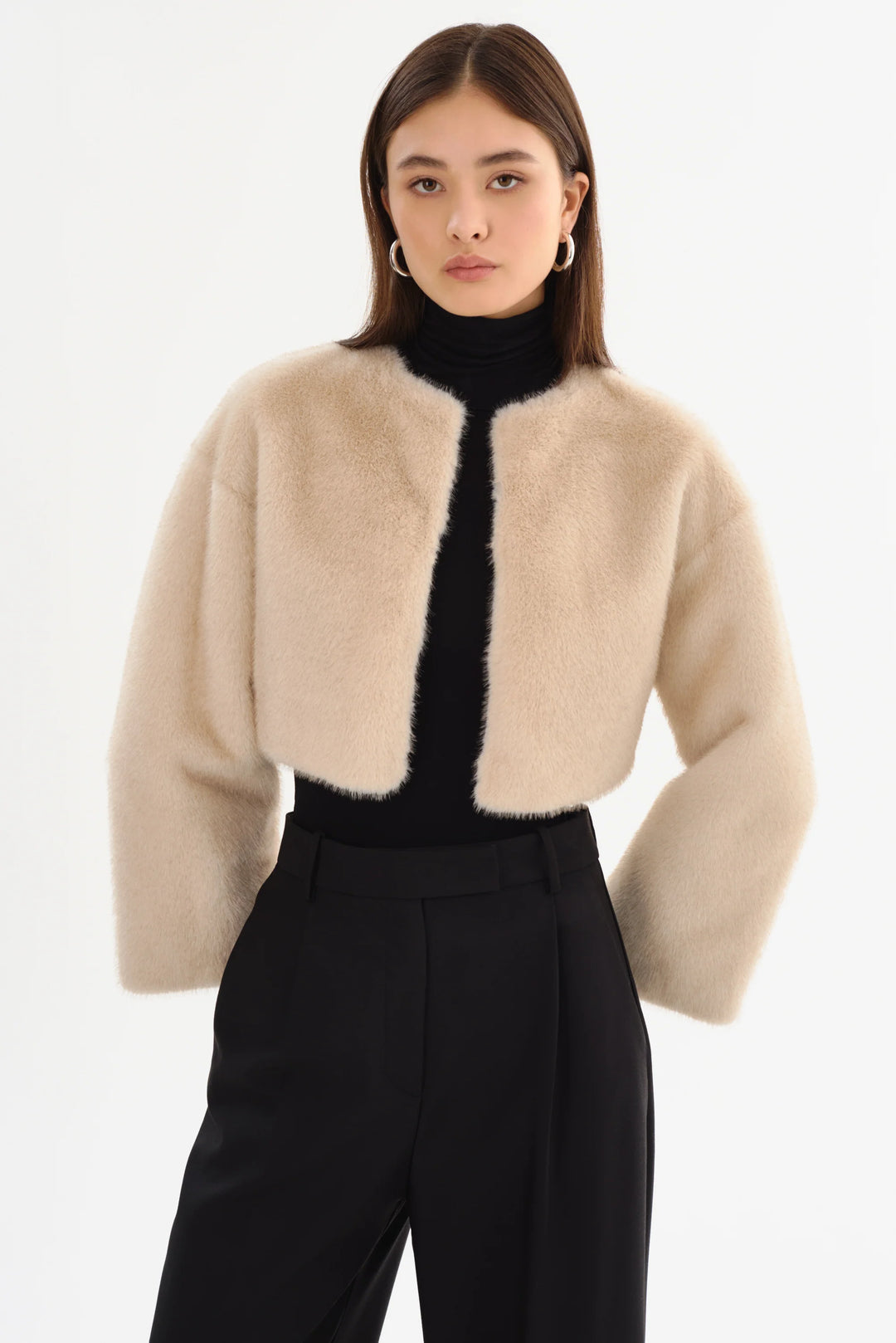 Veste courte en fausse fourrure Rowdie