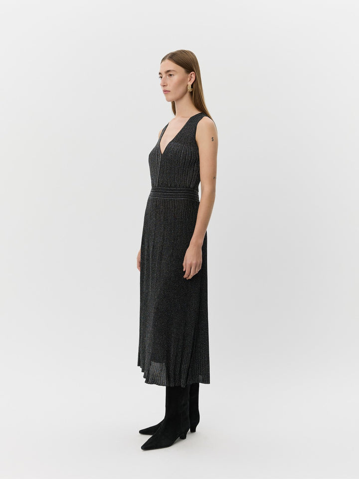 Robe midi scintillante en tricot à col V