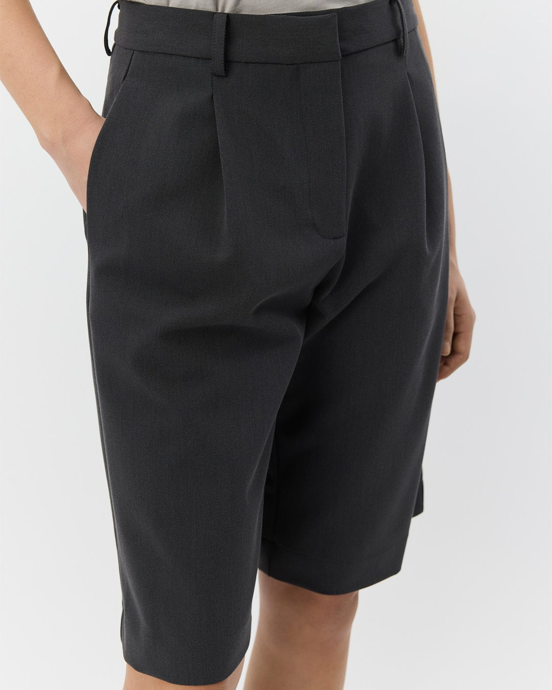 Bermuda tailleur Elsa à plis pressés