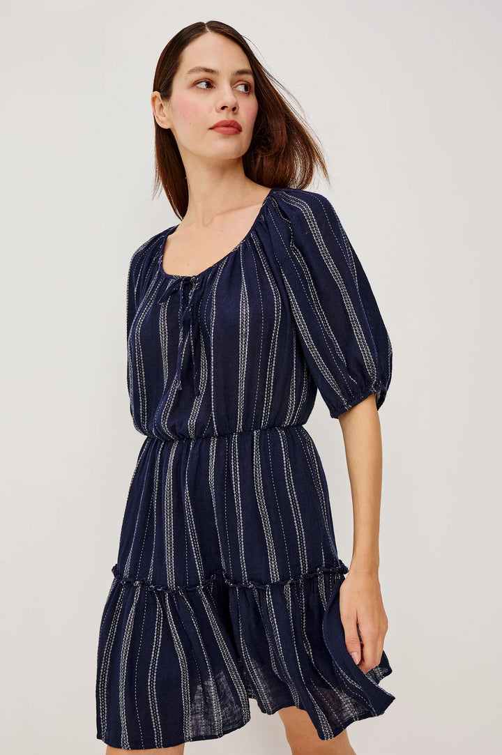 Robe courte à manches bouffantes Saba
