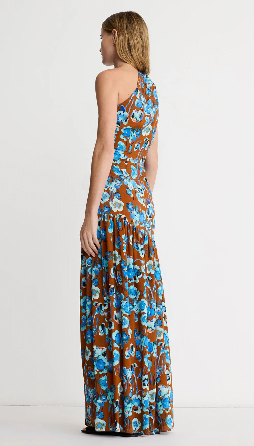 Robe maxi asymétrique à imprimé floral
