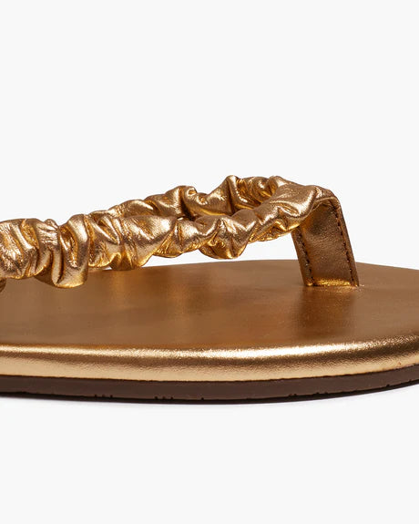 Sandales à entredoigt en cuir plissé Savannah