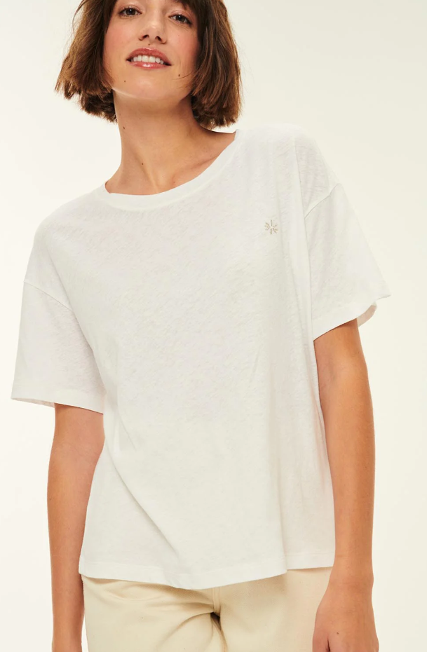 T-shirt avec petite broderie Jenna