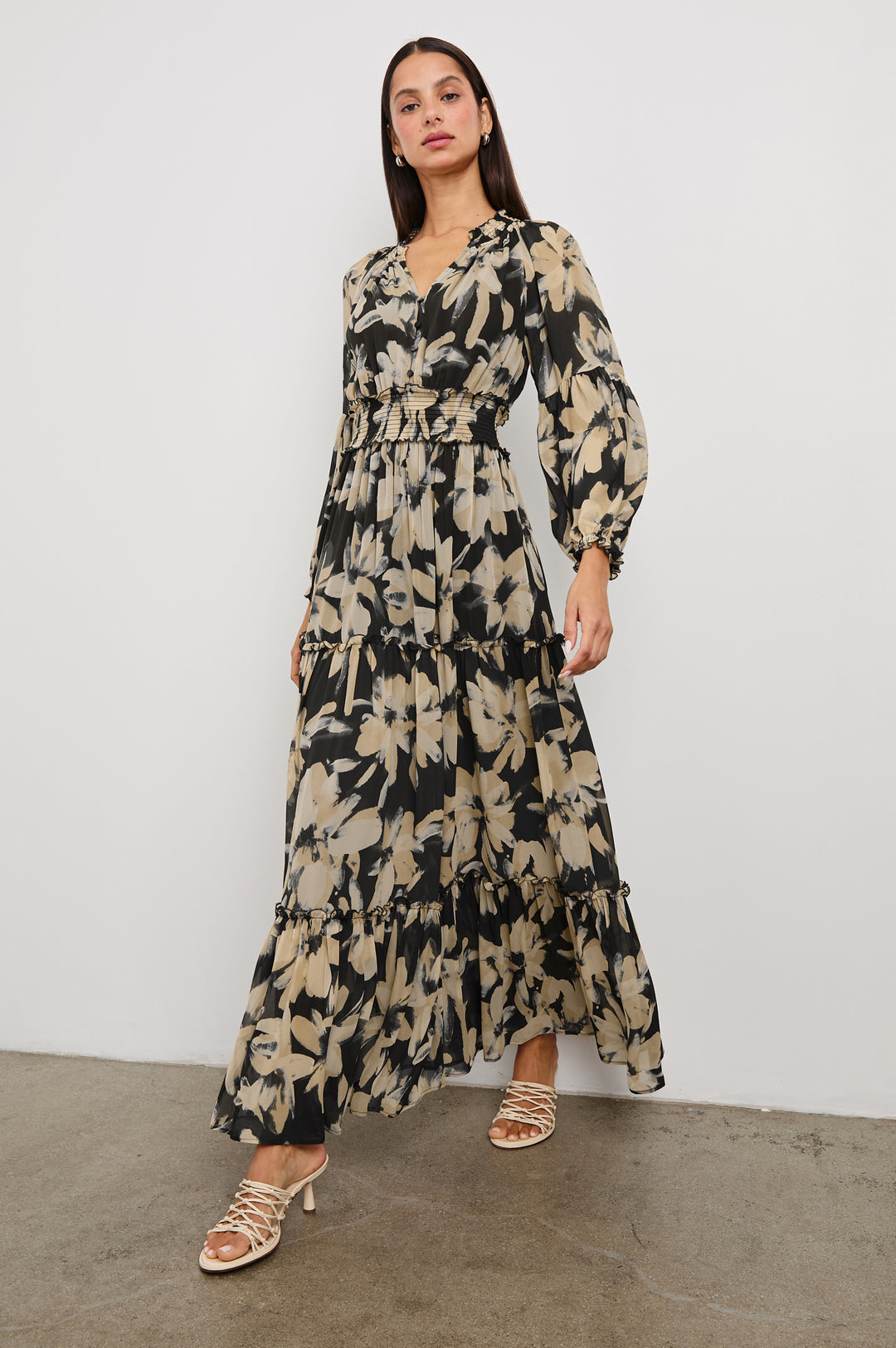 Robe longue étagée avec motif floral Frederica