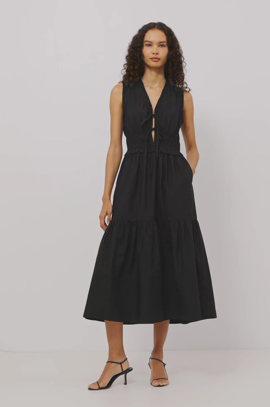 Robe midi étagée à liens Dana