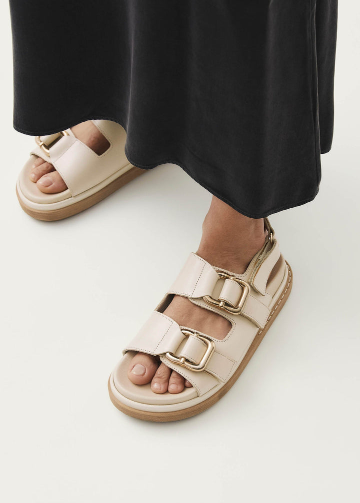 Sandales en cuir avec brides à boucle Harper