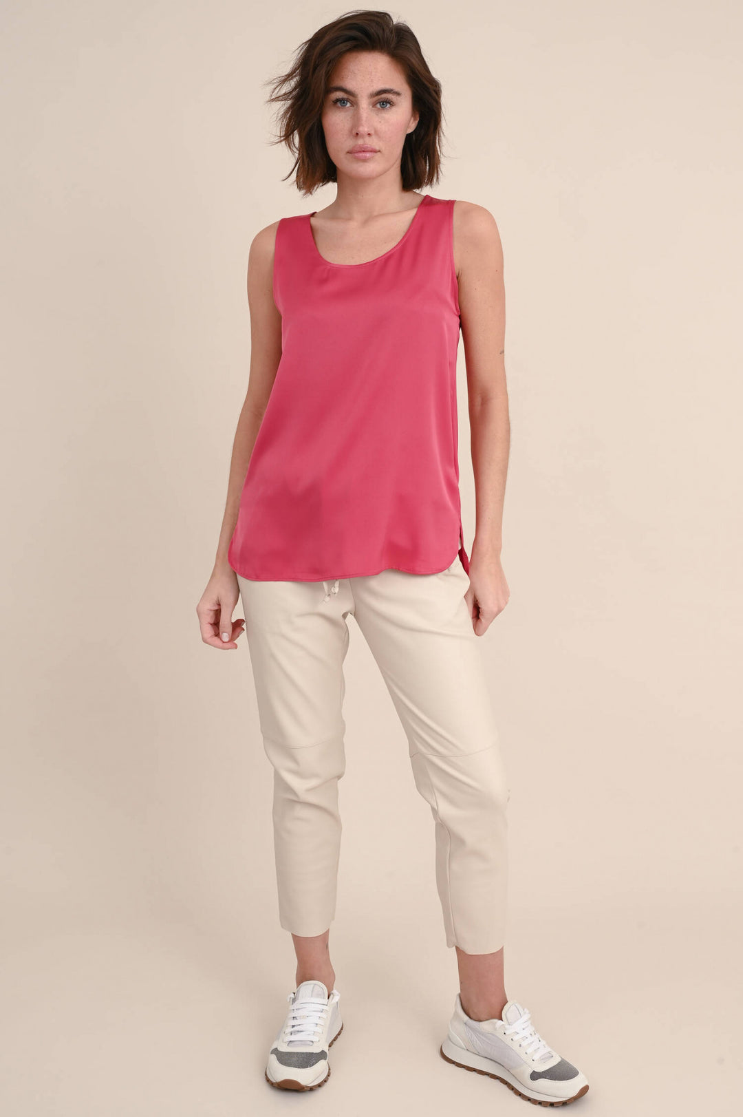 Camisole en soie avec fentes latérales