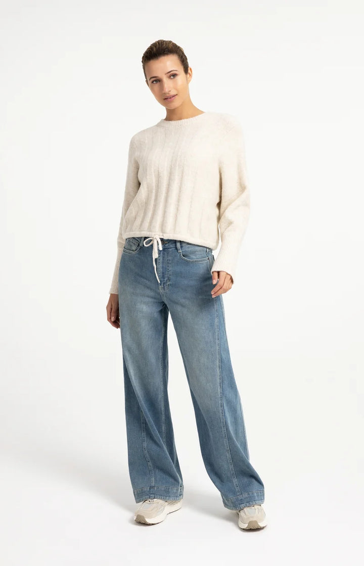 Pull ample à ourlet ajustable