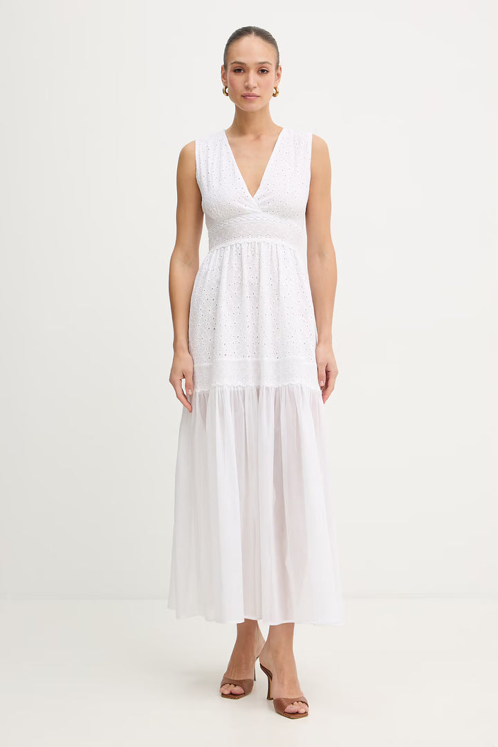 Robe longue à broderies anglaises