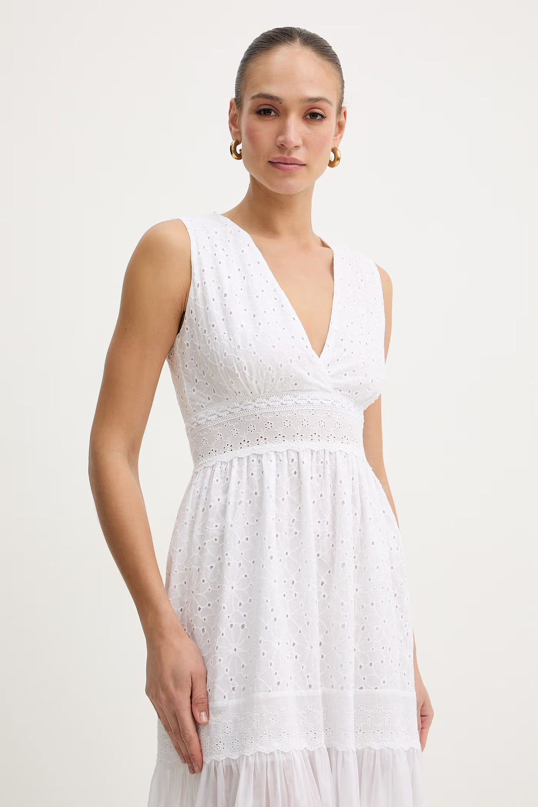 Robe longue à broderies anglaises